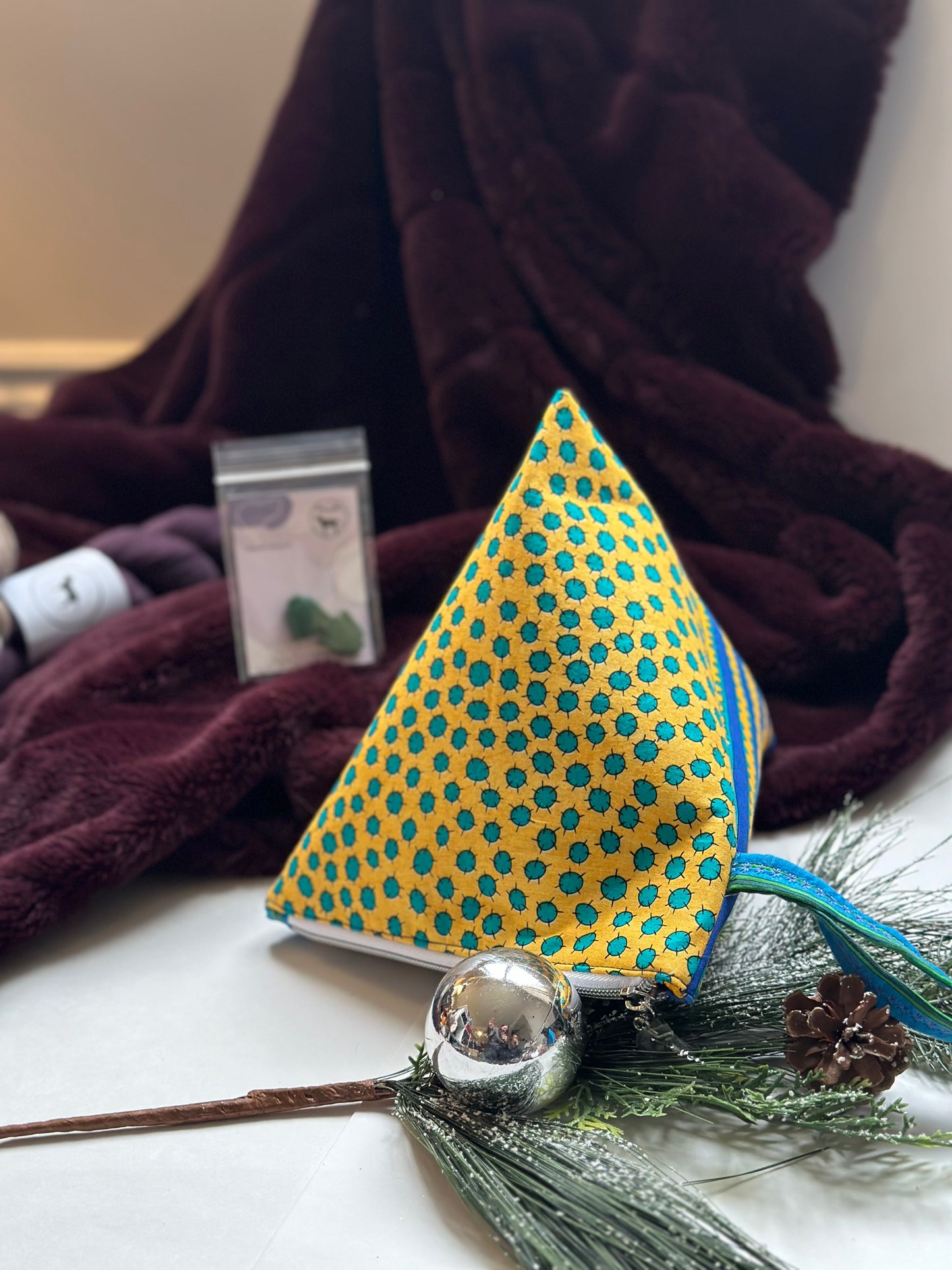 Pyramid Pouch