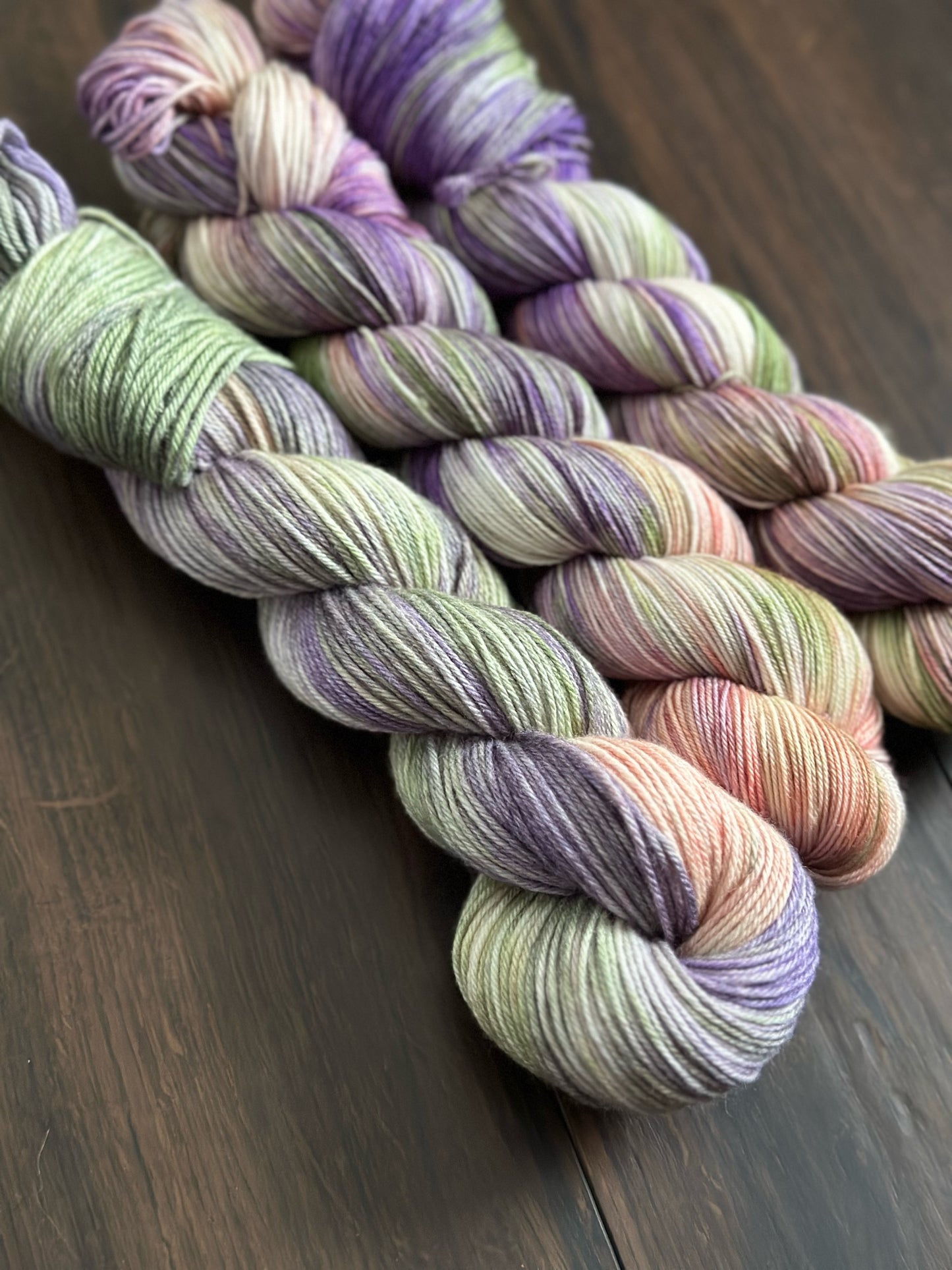Spring Buds - Cool Cotton Wool DK