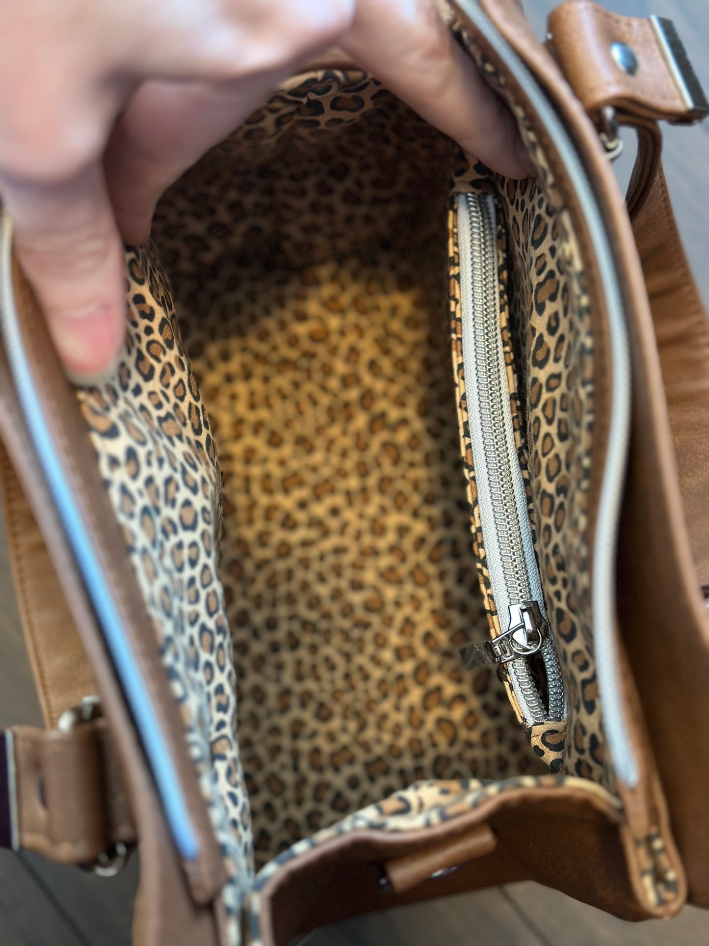 Tan Vadon Bag