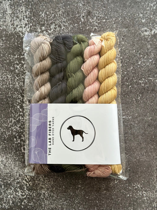 Bundle of 5 20 gram mini skeins - nut brown hare, midnight, shaken not stirred, peach, flax